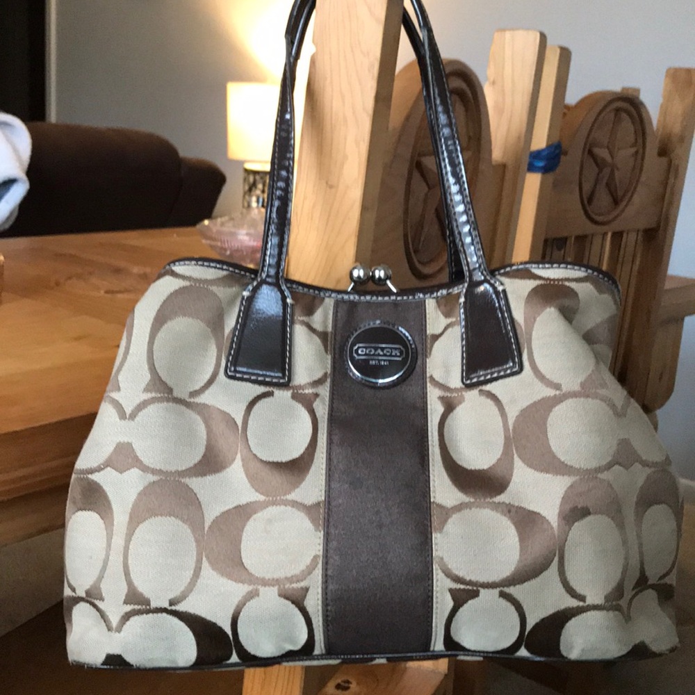 Coach Signature Carryall Satchel with Kiss Lock